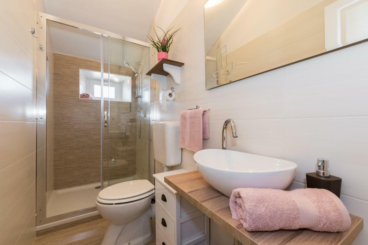 Skipper Suites Novigrad Istria Kültér fotó